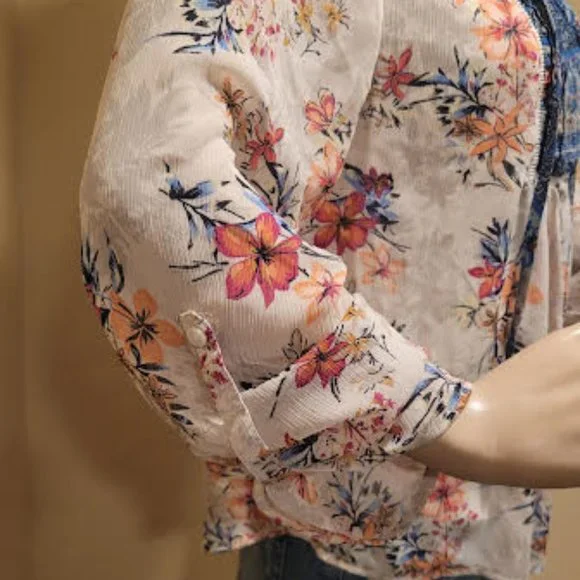 NWT Christopher & Banks curved hem flowy boho chic top w/ inner shell - Small - Picture 2 of 7